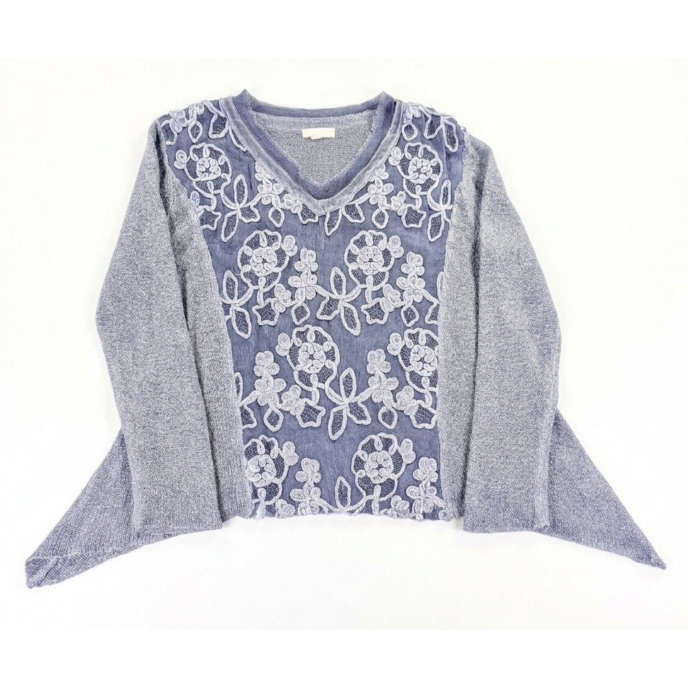 Belle France Blue Floral Embroidered V-Neck Sharkbite Hem Knit Sweater Medium